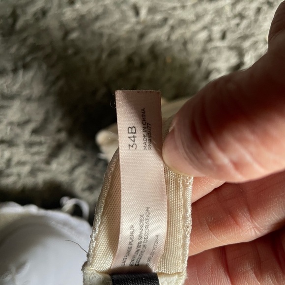 Removable straps set of 2pc bra size 34B - Picture 4 of 4